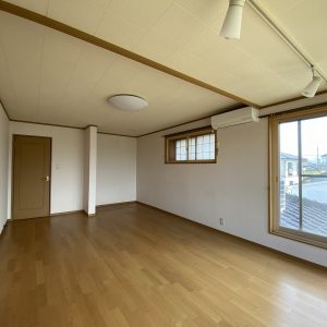 富山市水橋舘町｜7DKのゆとりある間取り・２階には便利な小キッチン付