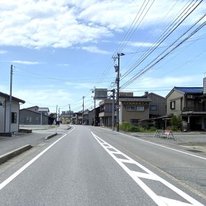 黒部市荻生｜部屋数豊富な8DK