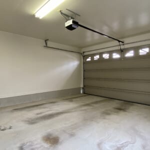 南砺市高瀬｜オスカーホーム施工のインナーガレージ住宅